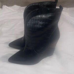 Jessica Simpson Black Croc-Embossed Ankle Boots